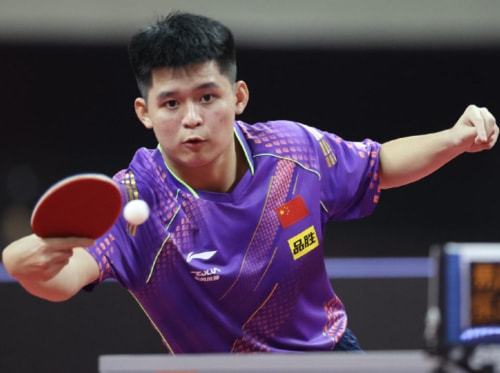 艰难时刻更 艰难时刻更