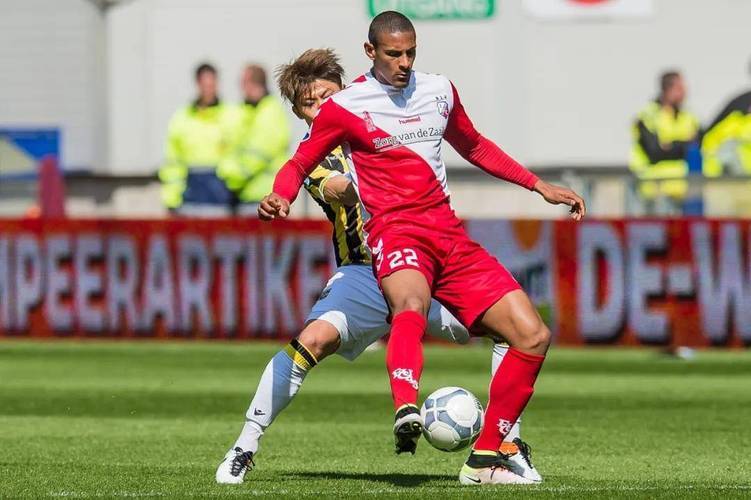 前将他带入 前将他带入